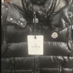 Moncler Jacket (Best Offer )