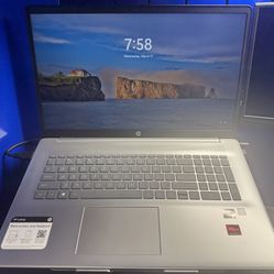 HP 17” laptop 1TB GREAT CONDITION 