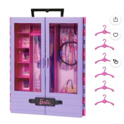 Barbie Closet 