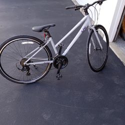 26 Inch  Girls Bike By Giant 15  Gear