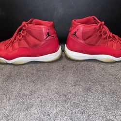 Jordan 11 Retro Win Like 96 AS-IS SIZE 13 BROTHERS OLDIES BUT GOOD LIFE LEFT IN SHOES