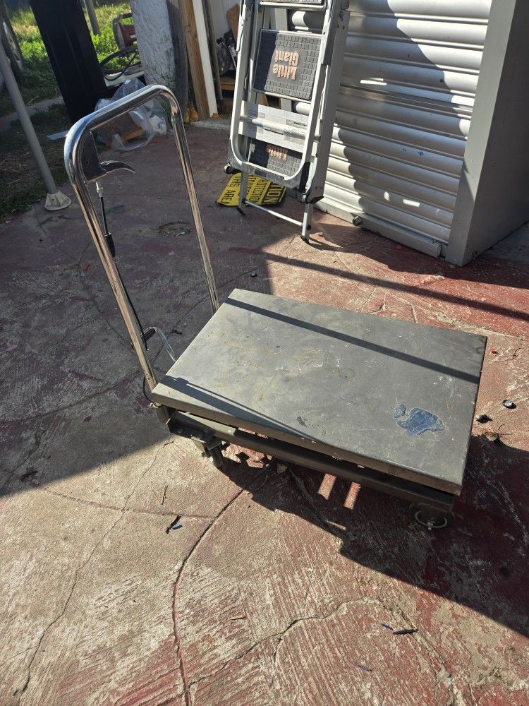 Hydraulic Lift Table Cart