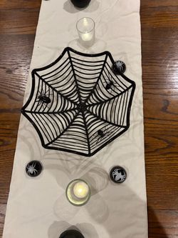 Halloween table decorations