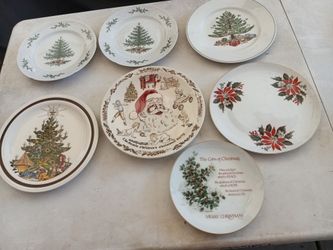 7pcs Christmas Decorative Plates