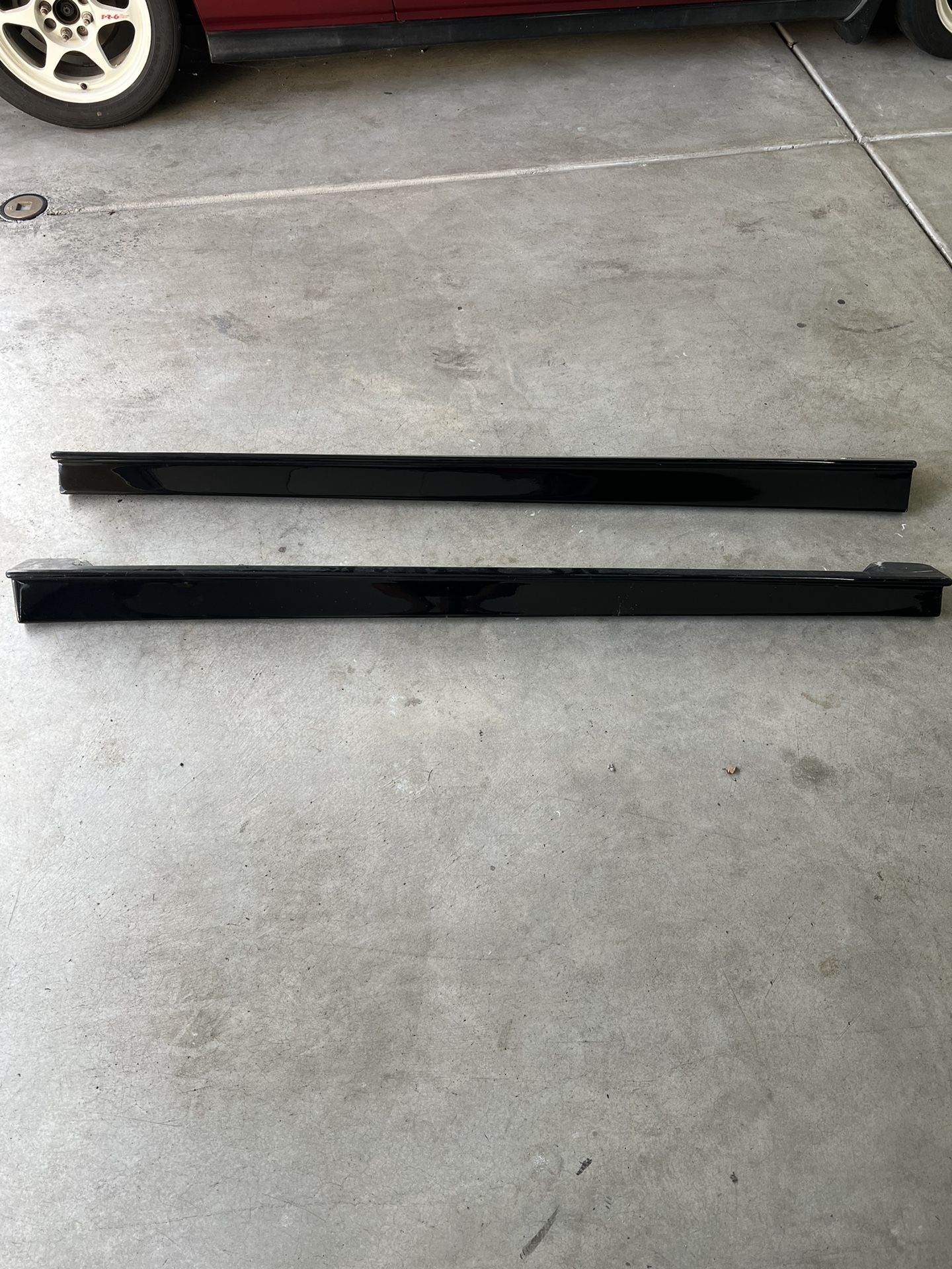 J’s Racing Side skirts 