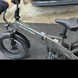 Lectric Xp4 E-bike