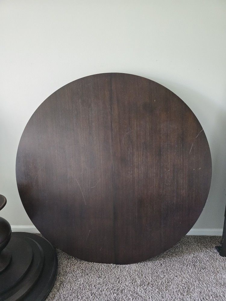 Dining Table And Extendor