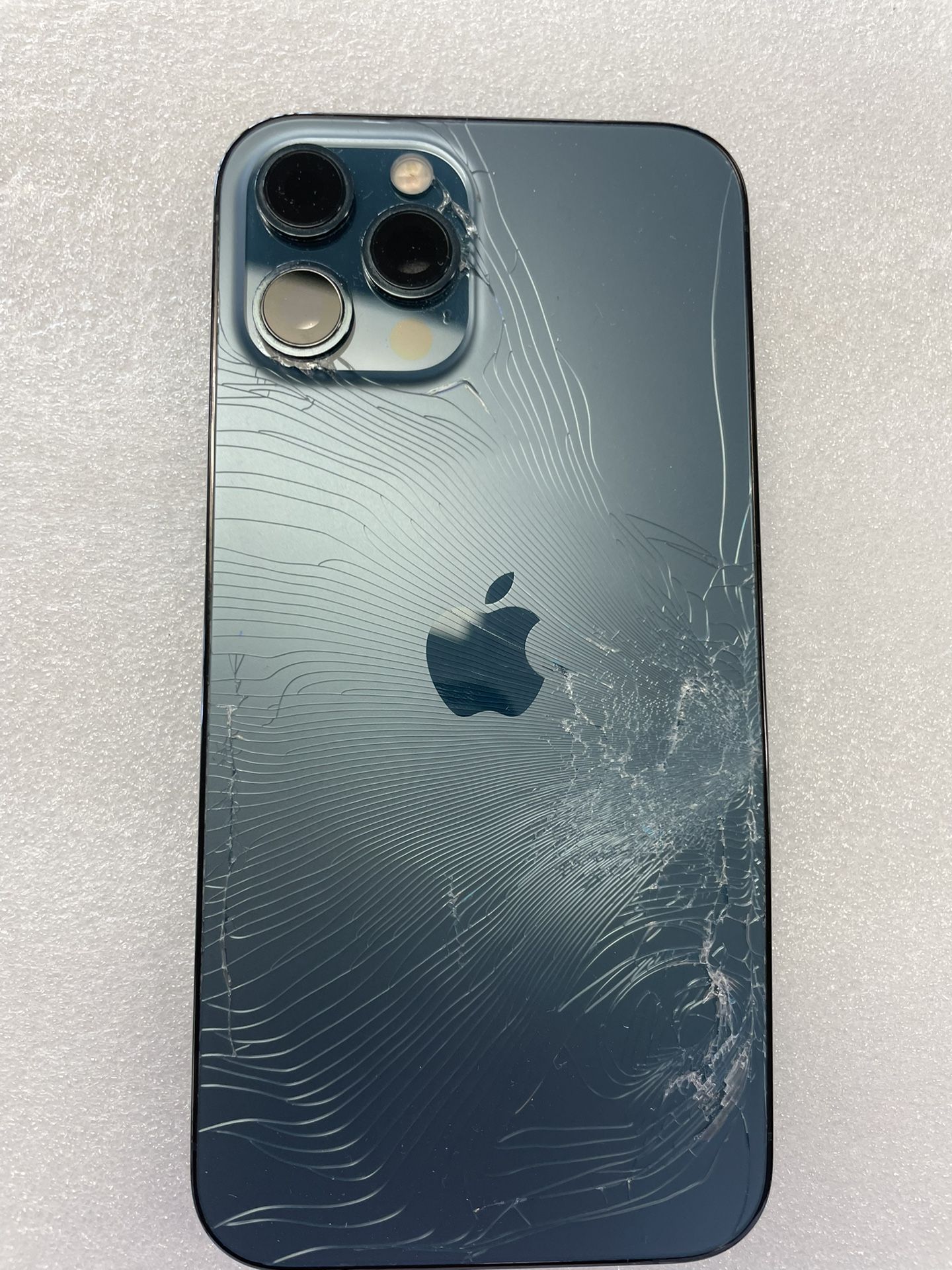 SCREEN AND BACK GLASS REPAIR IPHONE AND SAMSUNG DEVICES