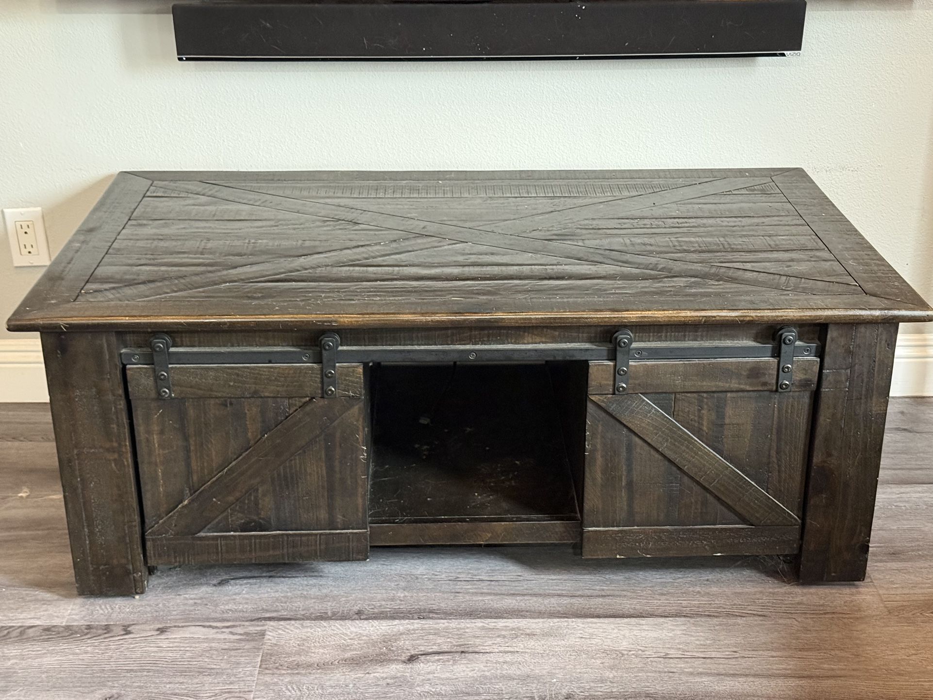 Coffee Table With Storage 