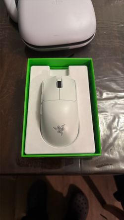 Selling Razer Viper V3 Pro