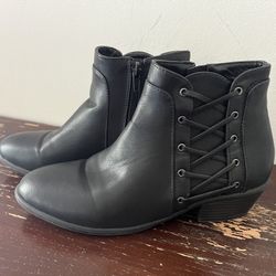 Women’s Black Ankle High Boots