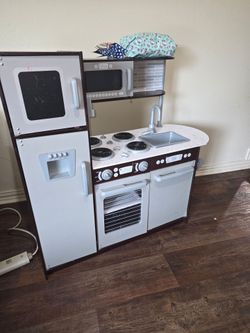 Kids play kitchen