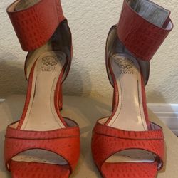 Vince Camuto Red Alligator Skin Size 7.5 Heels 