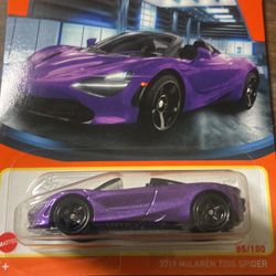 Matchbox McLaren 720S Spider (Purple), 1:64 Scale, 2019, 