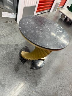 Art deco luxury end table