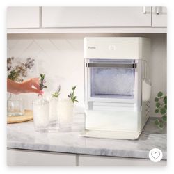 New In Box GE Ice Maker 