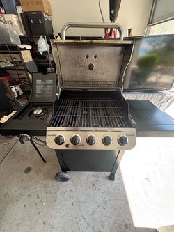 Char-Broil Performance Gas Grill
