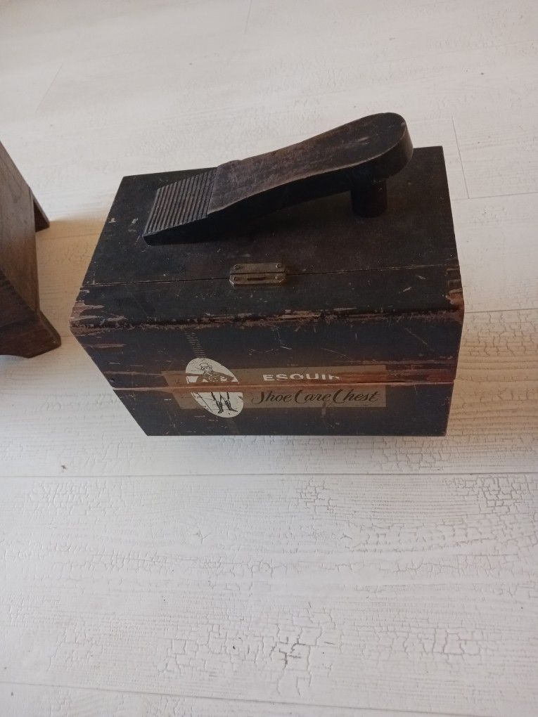 vintages Esquire Shoe Care Chest