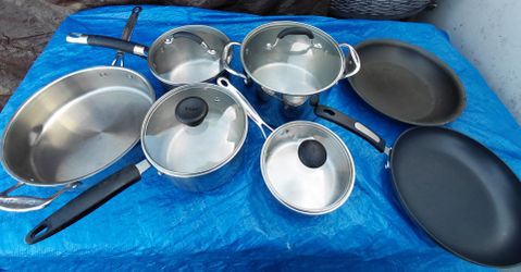 POTS...AS SHOWN ‼️11 PIECES +DRAINING STAND‼️45TH ST & BROADWAY AVE‼️