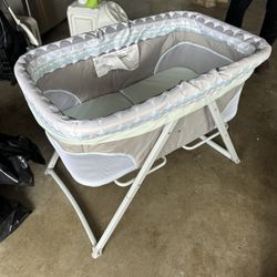 Bassinet 