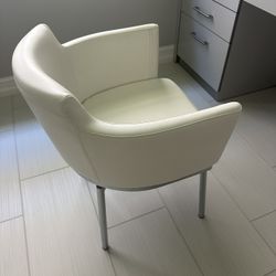 Modani Modern White Accent Chair