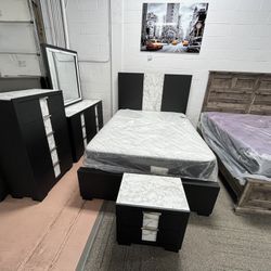 5 Piece Queen Bedroom Set!