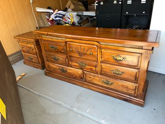 Wood Dresser 8 drawers