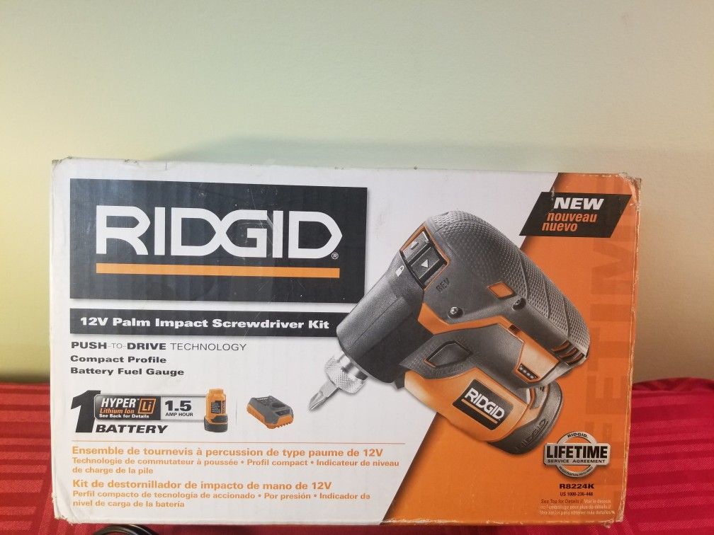 RIDGID Palm Impact Screwdriver Kit 12v Lithium Ion 1 4 R8224K USED ONCE With extra battery. for Sale in Seymour CT OfferUp