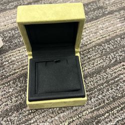 Van Cleef & Arpels Box