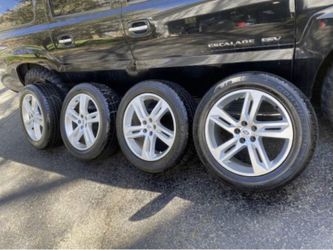 19” LAND ROVER EVOQUE 12-13  FACTORY RIMS And Tires  take offs