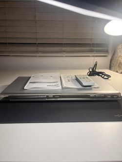 Philips Model DVP5960/37 Slim CD/DVD Player/Remote  - Tested Works