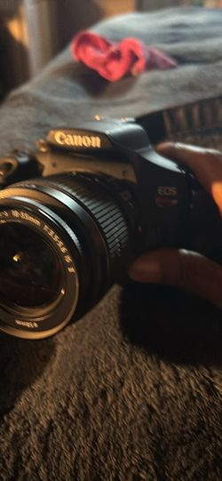 Cannon eos t7 rebel camera