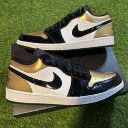 DS Jordan 1 Low Gold Toe 