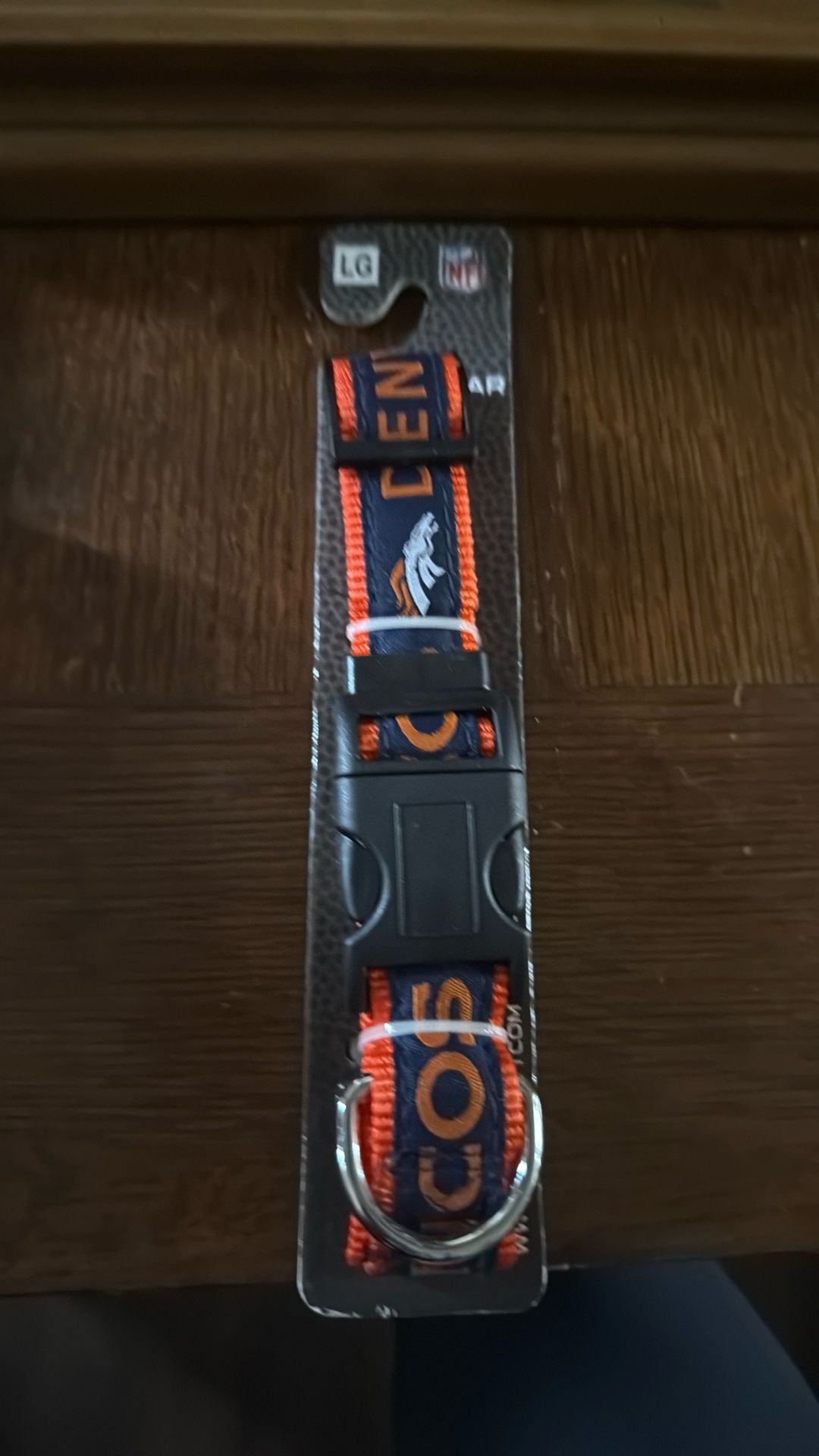 NEW: Size Large NFL BRONCOS Dog Collar