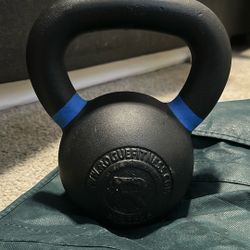 12 kg Rogue kettlebell