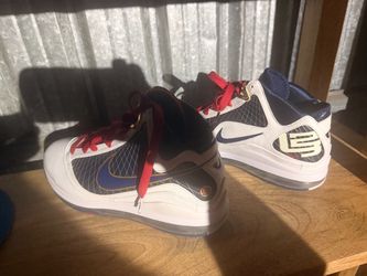 Nike AirMax LeBron 7 Size 12