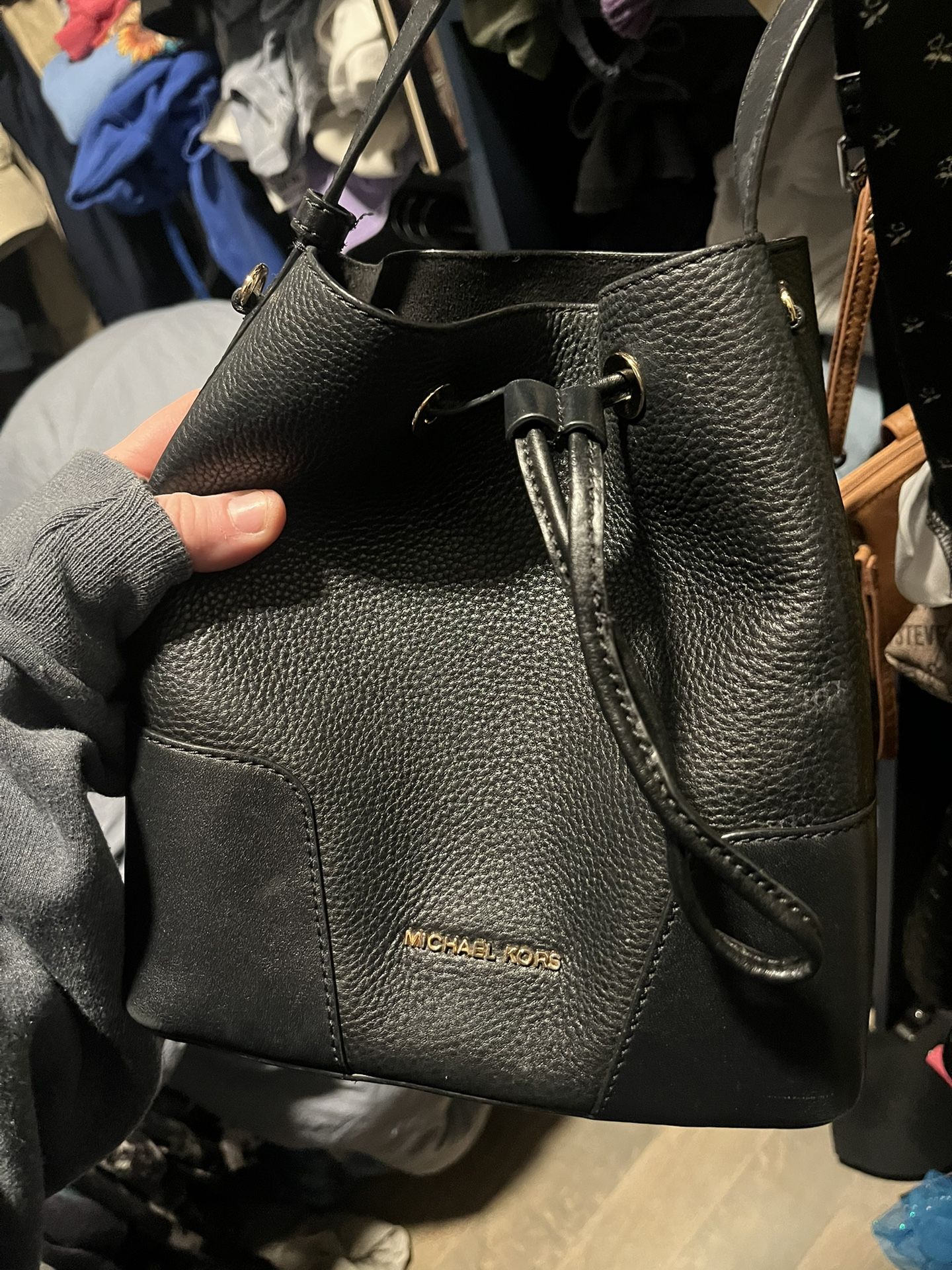 Michael Kors Bucket Bag