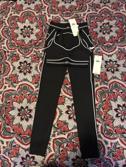 Brand New Black Airbrush Heart Throb Complete Set in Extra Small