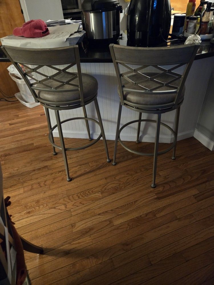 BAR STOOLS