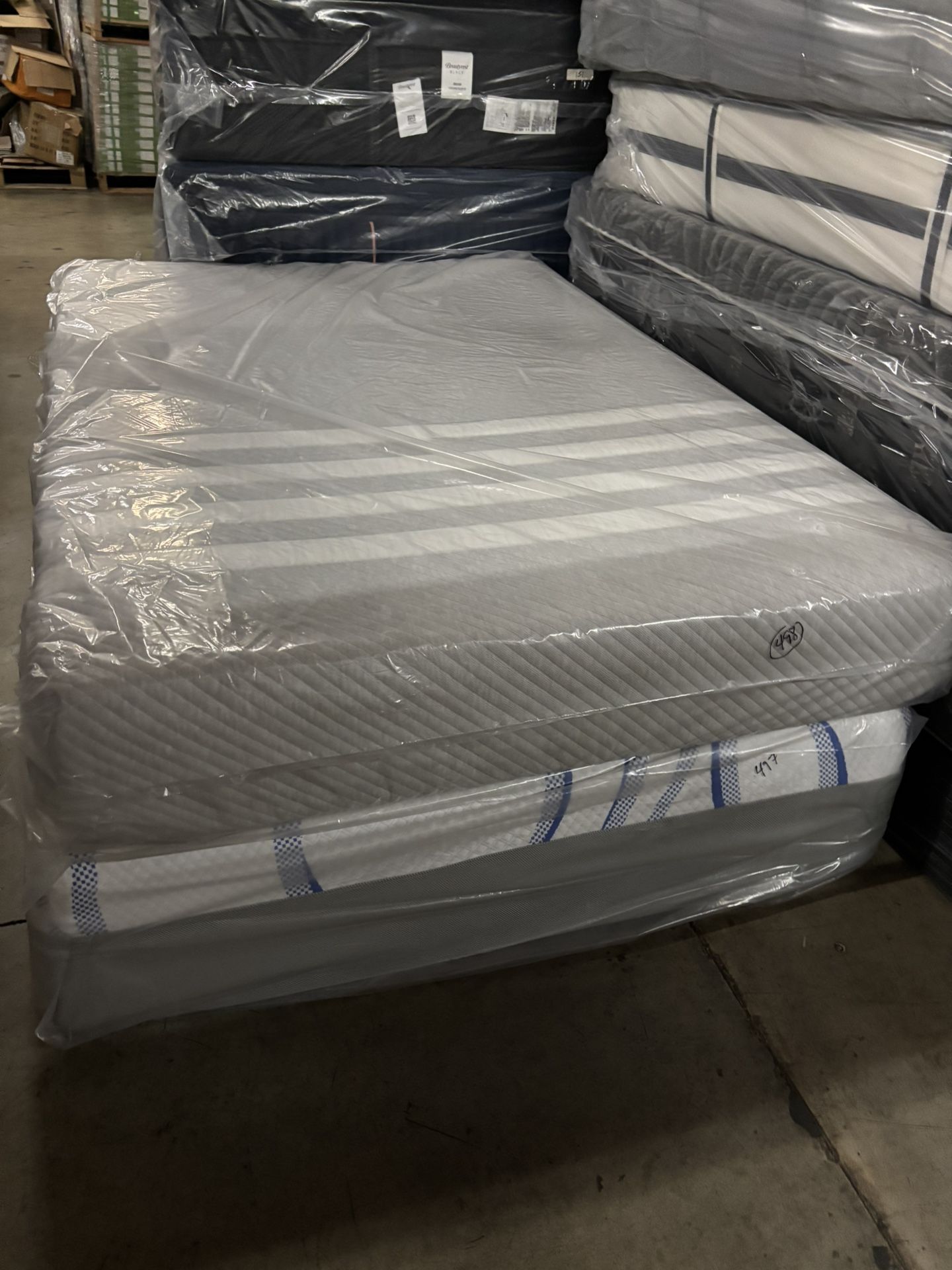 Full Leesa Memory Foam Mattress