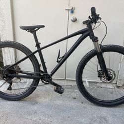 Specialized Pitch Sport