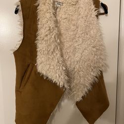 Brown Fur Suede Fuax Vest Womans Size Small Rings Big 