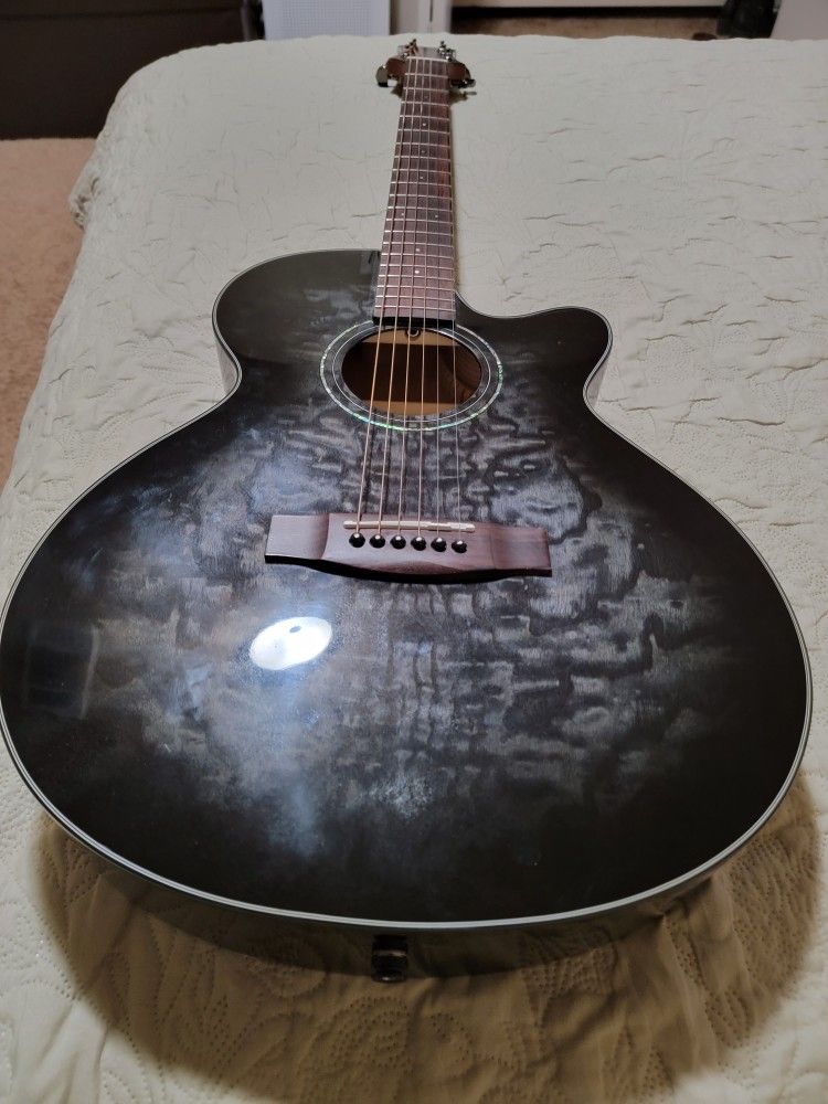 Acoustic Electric Guitar 