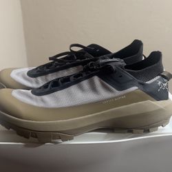 Arc’teryx Vertex Alpine Shoe Men’s