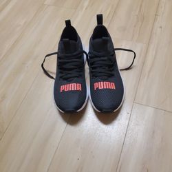 Women's PUMA Shoes 