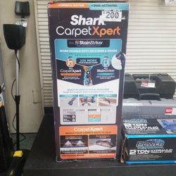 Shark Carpet Xpert with StainStriker Carpet Cleaner