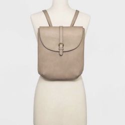 Universal Threads Taupe Backpack – Faux Leather, Chic & Functional