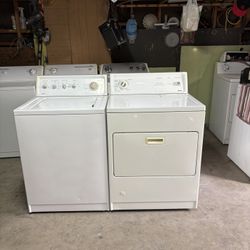 Set kenmore Big heavy duty washer machine and gas dryer works good we deliver 