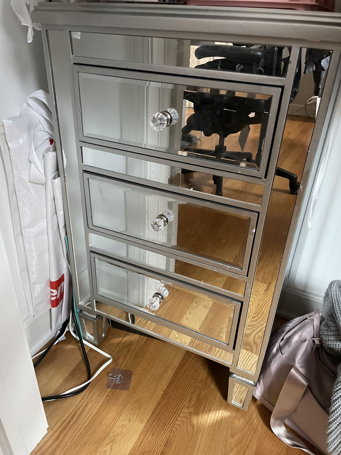 Mirror Nightstand 28x19x11