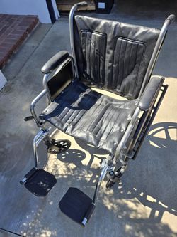 Wheelchair By Cardinal Health